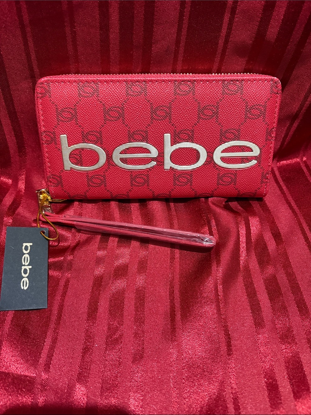 bebe Candy Apple Red Briella Wristlet, clutch,wallet